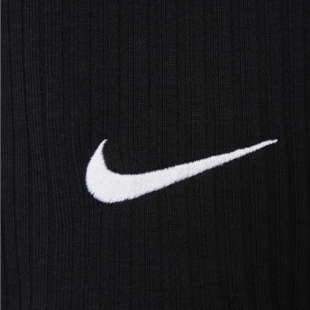Nike NWOT Black High Waist Ribbed Pencil Skirt with Swoosh XS - Picture 4 of 10